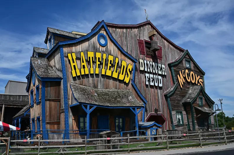 Hatfield & McCoy Dinner Feud