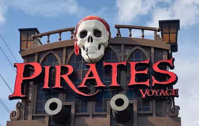 Pirates Voyage in PF sign